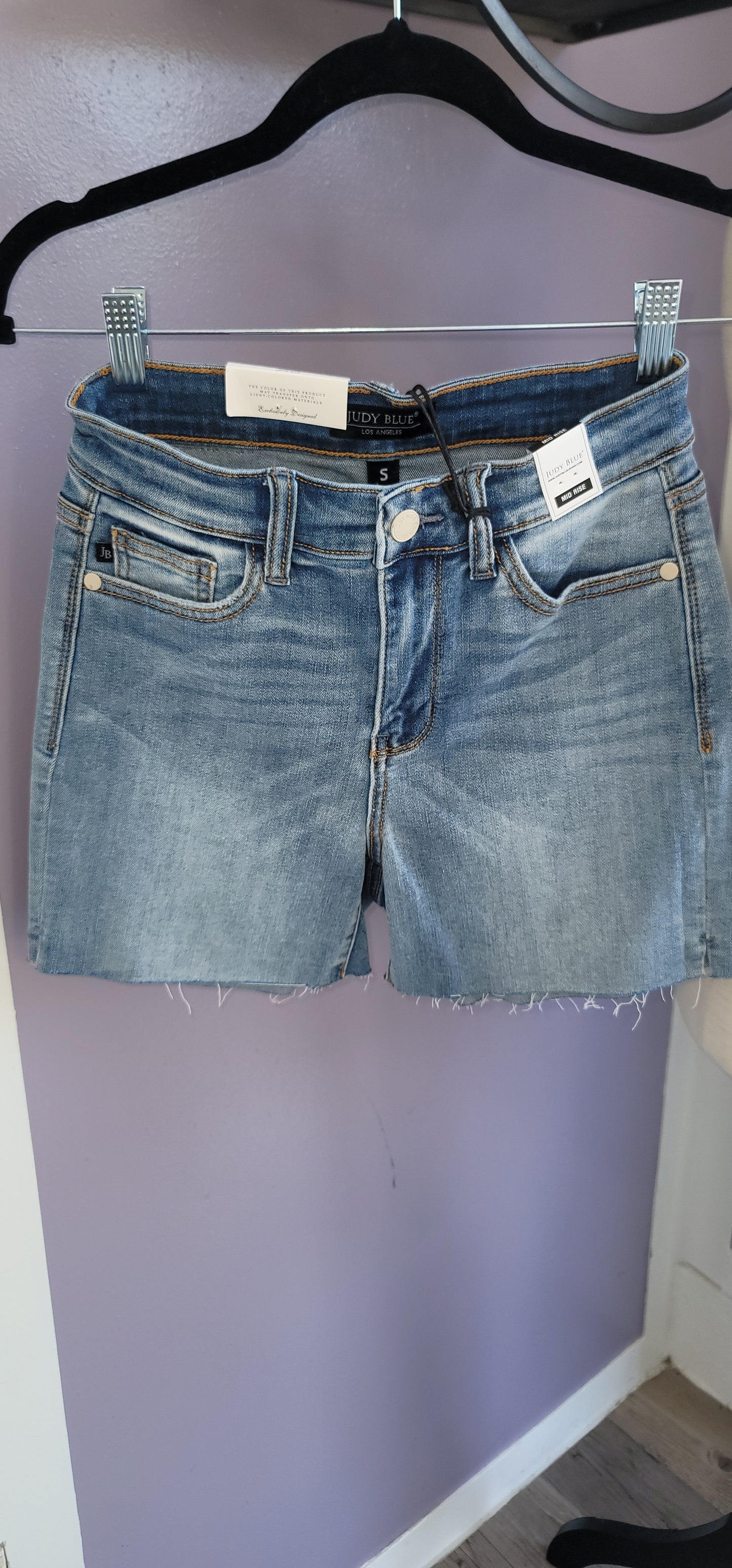 Judy blue cut off short