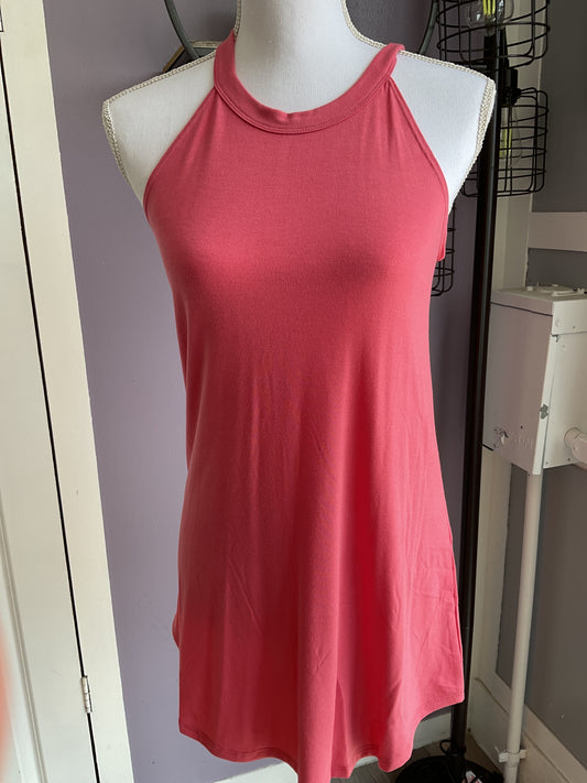 Light rose halter tank