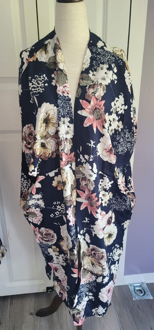 Navy floral kimono