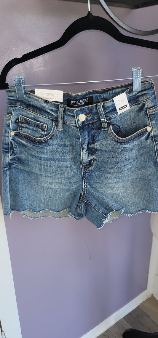 High waisted fray hem short