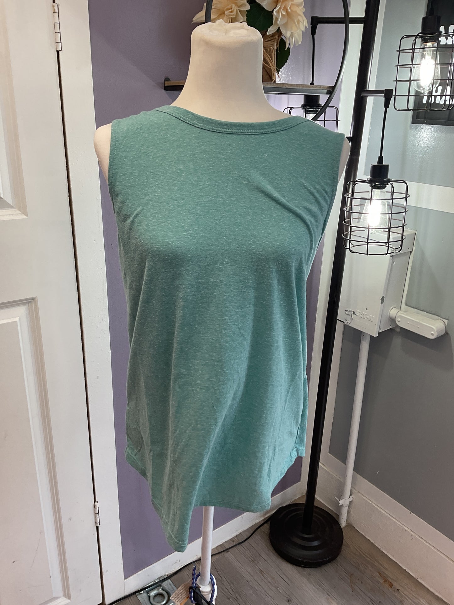 Open back tank