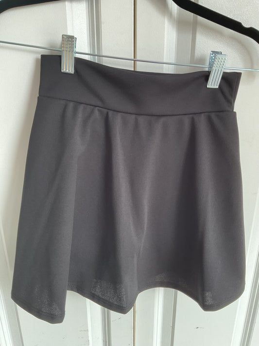 Black skort