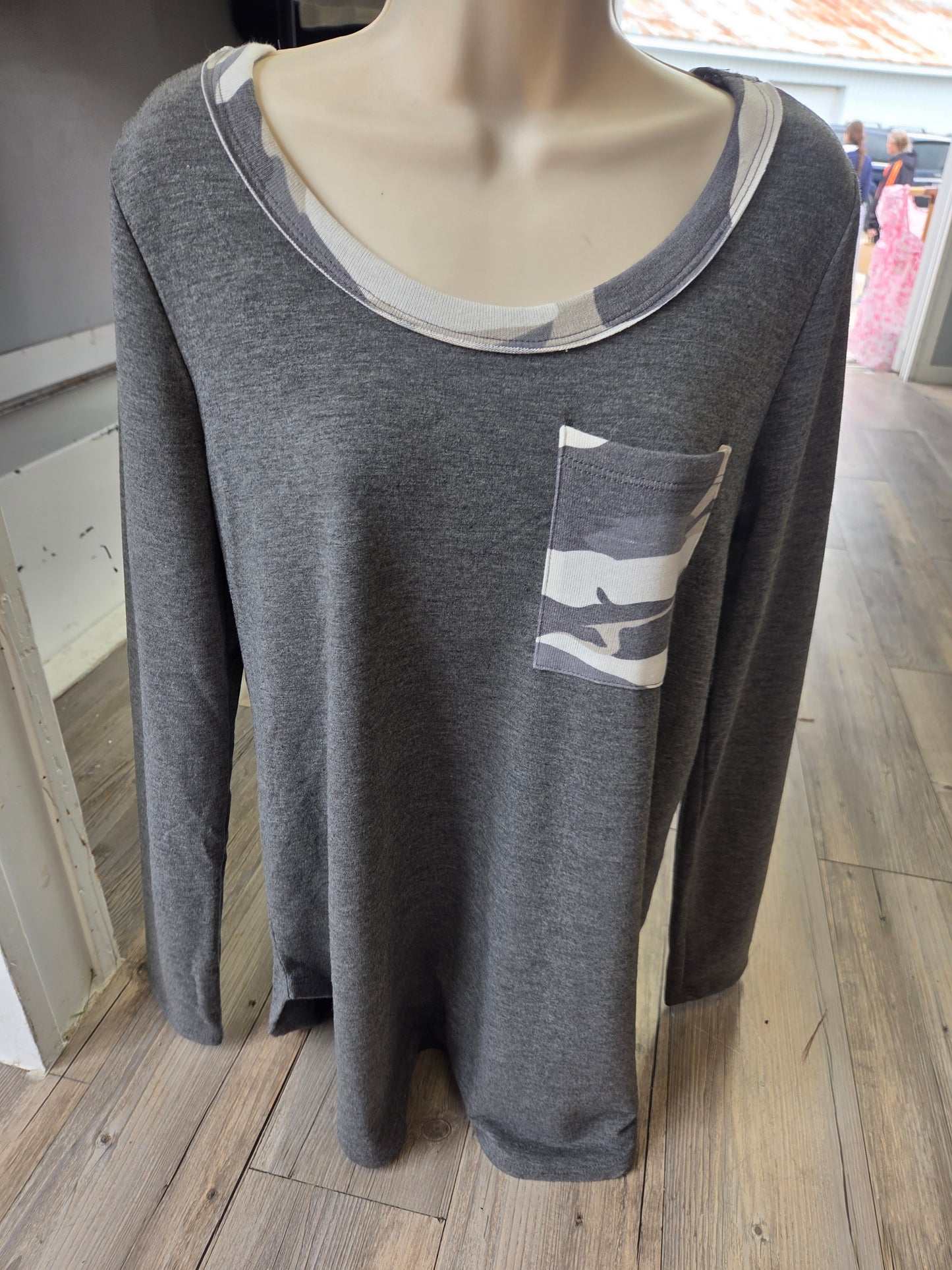 Pocket Long Sleeve