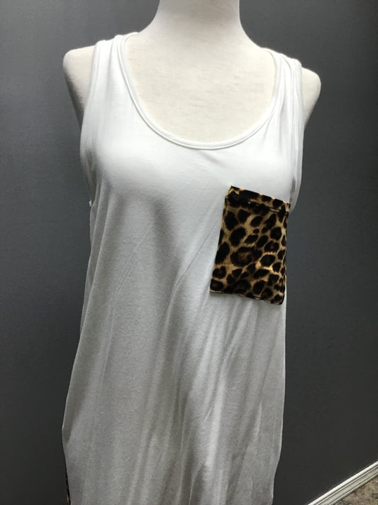 Leopard accent tank