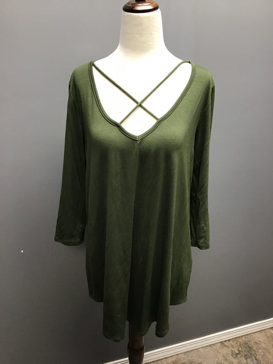Solid criss cross neckline
